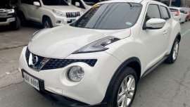 White Nissan Juke 2018 
