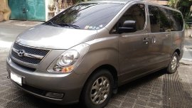 Selling Hyundai Grand Starex 2014
