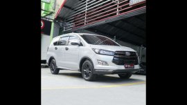 White Toyota Innova 2018 for sale in Quezon