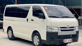 Toyota Hiace 2021 