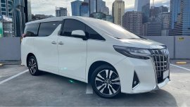 White Toyota Alphard 2019