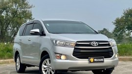 Selling Toyota Innova 2017