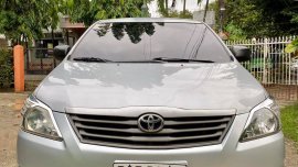 TOYOTA INNOVA 2.8 E AUTOMATIC - - 2012 MODEL (DIESEL) 🚩
