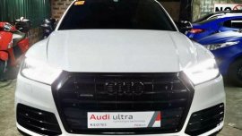 Selling Audi Q5 2020 