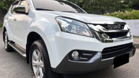  Isuzu Mu-X 2016 Automatic