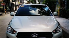 Hot deal alert! 2020 Hyundai Reina 1.4 GL MT (w/ Apple Carplay/Android Auto) for sale at 