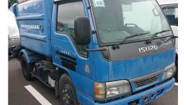 ISUZU ELF Cat Eye Garbage Compactor