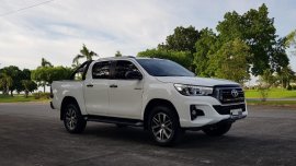 White Toyota Hilux 2019 for sale Automatic