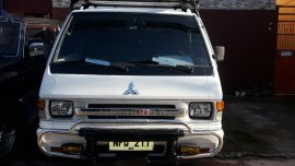 Selling Mitsubishi L300 2010