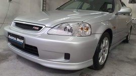 Selling Silver Honda Civic 1999 