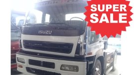 ISUZU GIGA Tractor Head Bubble Top 6 Wheeler
