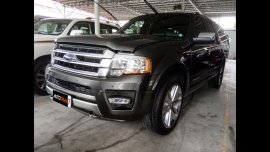 Selling Grey Ford Expedition 2016 in Pasig
