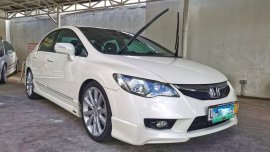 Pearl White Honda Civic 2009 for sale in Las Pinas