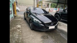 Black Volvo V40 2016 for sale in Makati