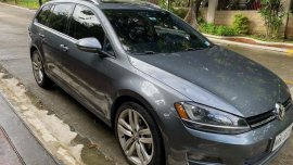 Selling Grey Volkswagen Golf 2017 in Quezon