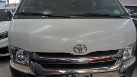 2017 Toyota Hiace GL Grandia A/T
