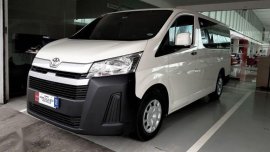 Selling White Toyota Hiace 2020 in Las Piñas