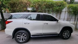 Pearl White Toyota Fortuner 2017 for sale in Taguig