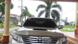 Pearl White Toyota Fortuner 2012 for sale in Muntinlupa