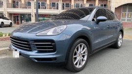 Selling Blue Porsche Cayenne 2019 in Manila