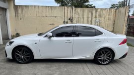Selling White Lexus IS350 2017 in Marikina