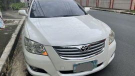 Pearl White Toyota Camry 2008 for sale in Quezon