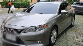 Brightsilver Lexus ES350 2015 for sale in Pasig