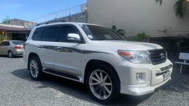 Pearl White Toyota Land Cruiser 2015 for sale in Imus