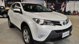 Selling White Toyota RAV4 2015 in San Fernando
