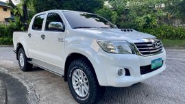 White Toyota Hilux 2013 for sale in Automatic