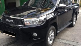 Selling Black Toyota Hilux 2020 in Parañaque