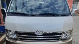 Used 2013 Toyota Hiace Super Grandia  for sale in good condition