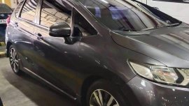 Selling Silver Honda Jazz 2016 in Dasmariñas