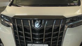 Selling White Toyota Alphard 2020 in Quezon City