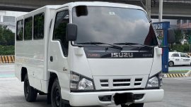 Isuzu Nhr 2017 for sale in Quezon City