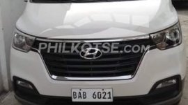 White 2019 Hyundai Grand Starex (facelifted) 2.5 CRDi GLS Gold AT Automatic for sale