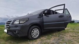 Sell Grey 2015 Toyota Innova in San Juan