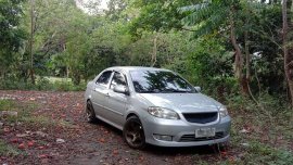 Selling Brightsilver Toyota Vios 2005 in Trece Martires