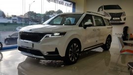 Pearl White Kia Carnival 2022 for sale in Quezon