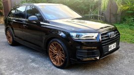 Selling Black Audi Q7 2020 in Malabon