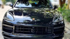 Brand new 2021 Porsche Cayenne Turbo V8