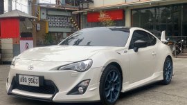 Pearl White Toyota 86 2016 for sale in Malabon