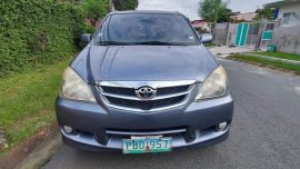 Selling Blue Toyota Avanza 2010 in Malabon