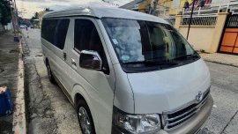 Pearl White Toyota Hiace Super Grandia 2013 for sale in Manila
