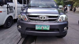 Second hand 2006 Toyota Fortuner  for sale Diesel , 2012 look. 