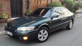 Selling Green Toyota Camry 1997 in Parañaque