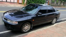 Selling Black Mitsubishi Lancer 2000 in Manila