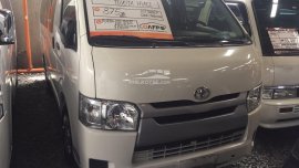 2016 Toyota Hiace Commuter MT
