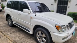 White Toyota Land Cruiser 2006 for sale in Manila