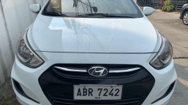 Selling White Hyundai Accent 2015 in Las Piñas